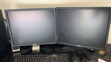 2 Monitor Dell 19″